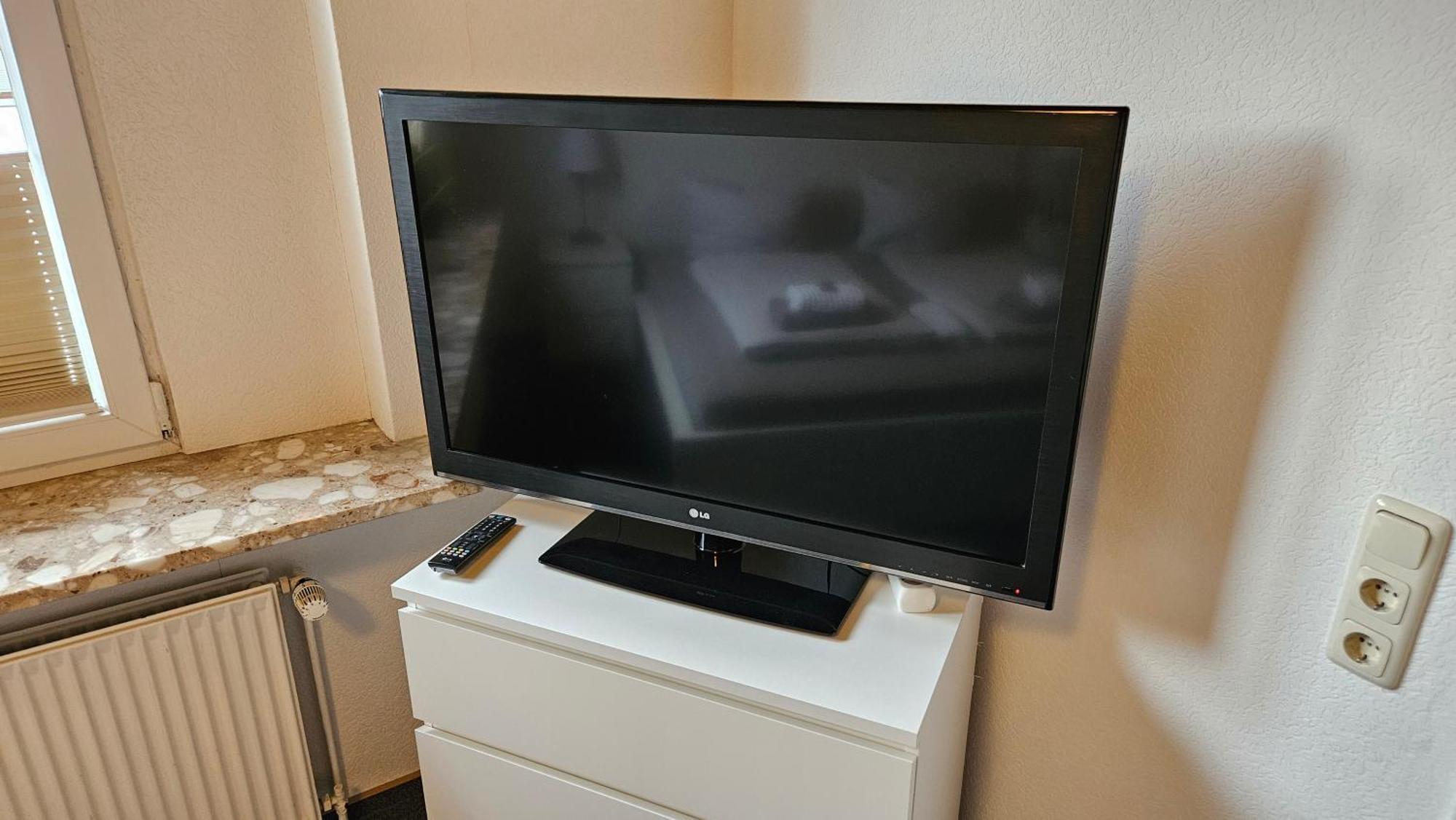 Hotel Dorfkrug Buesum - Guenstige Altbauzimmer Am Oland 客房 照片